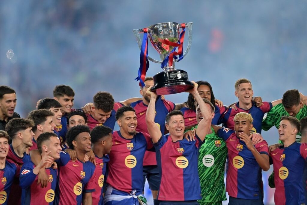 Lima Raksasa Eropa Kena Sanksi FFP UEFA: Chelsea dan Barcelona Didenda Fantastis!