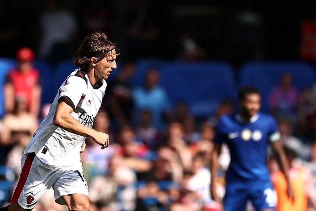 Luka Modric Langsung Bawa Aura Juara ke AC Milan, Saelemaekers Terkesan