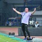 Babak Pertama Persijap vs Persib: Skor Masih 0-0, Beckham Putra Cedera Serius
