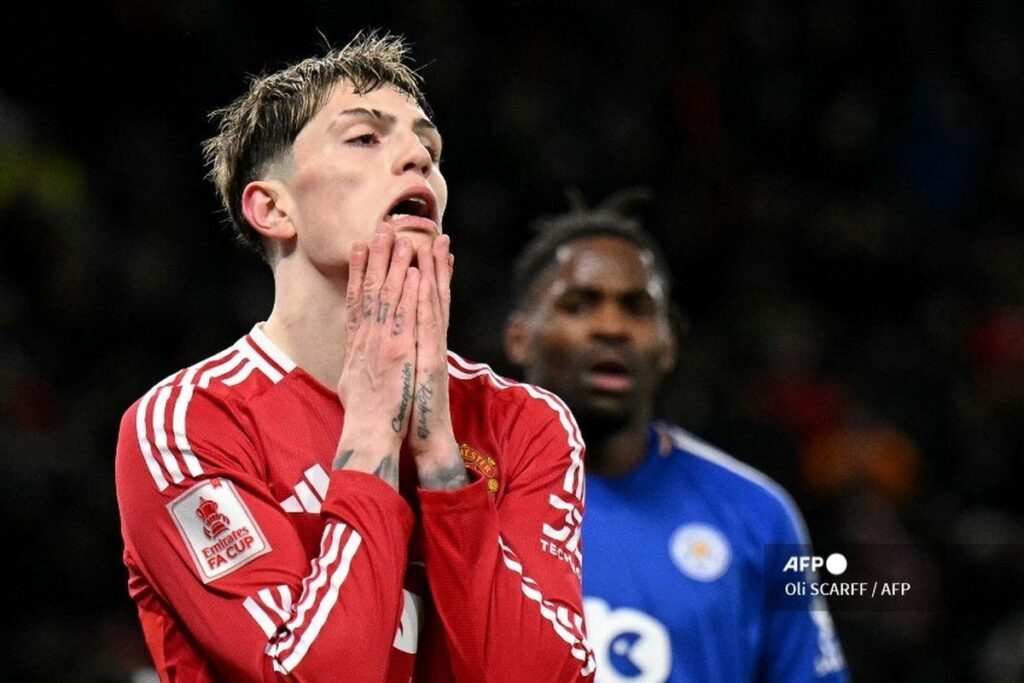 Garnacho Terhimpit Masalah: Dicuekin Manchester United, Kini Juga Diabaikan Argentina